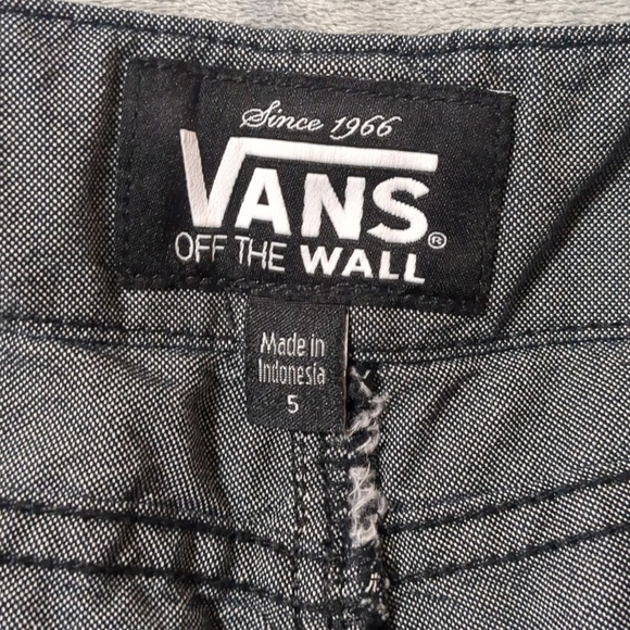 Vans Off The Wall Grey Shorts Juniors Size 5 - Picture 3 of 7